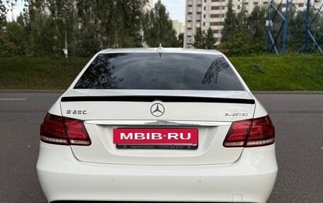 Mercedes-Benz E-Класс, 2015 год, 2 100 000 рублей, 9 фотография
