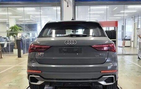Audi Q3, 2022 год, 2 400 000 рублей, 5 фотография