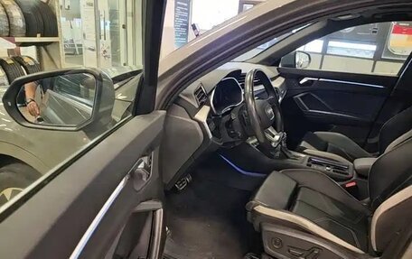 Audi Q3, 2022 год, 2 400 000 рублей, 17 фотография