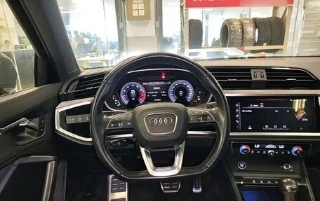Audi Q3, 2022 год, 2 400 000 рублей, 12 фотография