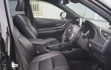 Toyota Harrier, 2017 год, 1 740 000 рублей, 5 фотография