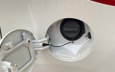 Toyota Ractis II, 2013 год, 1 150 000 рублей, 17 фотография