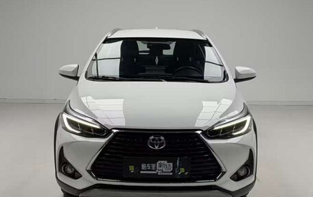 Toyota Yaris XP150 рестайлинг, 2023 год, 1 220 000 рублей, 2 фотография