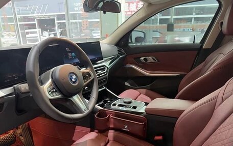 BMW i3 I01 рестайлинг, 2024 год, 4 300 000 рублей, 9 фотография