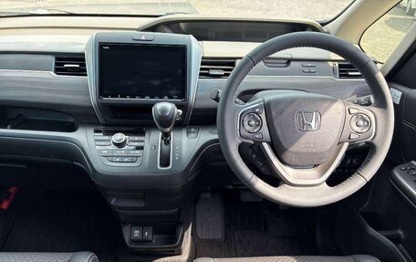 Honda Freed II, 2023 год, 1 300 000 рублей, 6 фотография