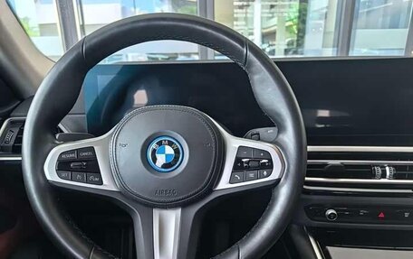 BMW i4, 2023 год, 5 800 000 рублей, 10 фотография