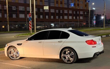 BMW M5, 2013 год, 3 300 000 рублей, 2 фотография