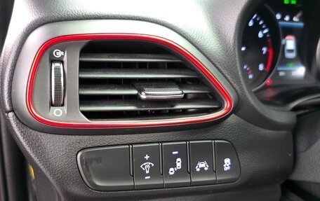 Hyundai i30 III, 2017 год, 1 305 000 рублей, 18 фотография