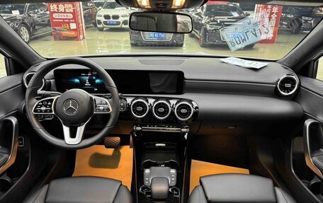 Mercedes-Benz A-Класс, 2022 год, 1 500 000 рублей, 7 фотография