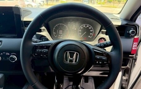 Honda Vezel, 2022 год, 1 270 000 рублей, 6 фотография