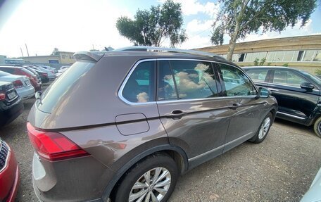Volkswagen Tiguan II, 2017 год, 1 653 000 рублей, 4 фотография