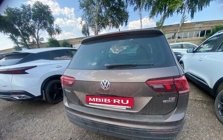 Volkswagen Tiguan II, 2017 год, 1 653 000 рублей, 3 фотография