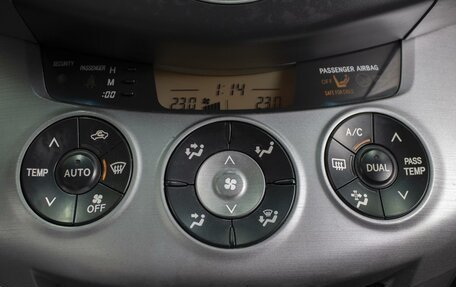 Toyota RAV4, 2007 год, 1 150 000 рублей, 15 фотография