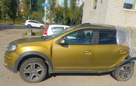 Renault Sandero II рестайлинг, 2017 год, 310 000 рублей, 3 фотография