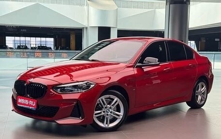BMW 1 серия, 2022 год, 1 400 000 рублей, 1 фотография
