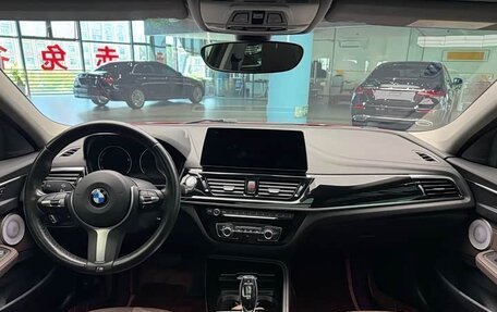 BMW 1 серия, 2022 год, 1 400 000 рублей, 6 фотография
