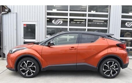 Toyota C-HR I рестайлинг, 2021 год, 1 880 000 рублей, 4 фотография