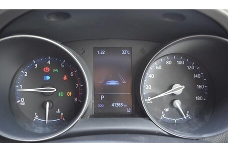 Toyota C-HR I рестайлинг, 2021 год, 1 880 000 рублей, 14 фотография