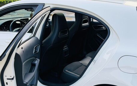Mercedes-Benz A-Класс, 2017 год, 1 450 000 рублей, 6 фотография