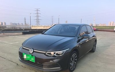 Volkswagen Golf VIII, 2021 год, 1 740 000 рублей, 1 фотография