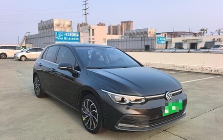Volkswagen Golf VIII, 2021 год, 1 740 000 рублей, 3 фотография