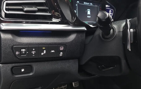 KIA Niro I, 2021 год, 1 804 000 рублей, 9 фотография