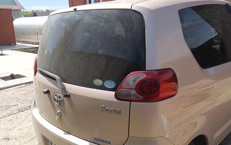 Toyota Porte II, 2011 год, 550 000 рублей, 4 фотография