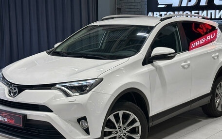 Toyota RAV4, 2017 год, 2 657 000 рублей, 2 фотография
