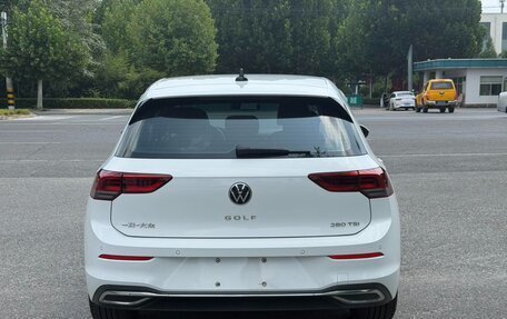 Volkswagen Golf VIII, 2021 год, 1 820 000 рублей, 5 фотография