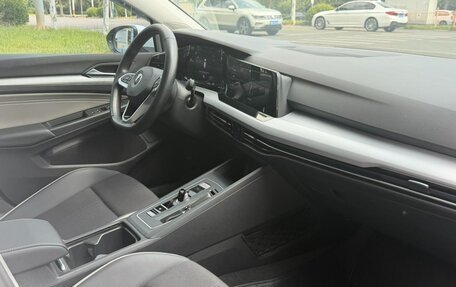 Volkswagen Golf VIII, 2021 год, 1 820 000 рублей, 8 фотография