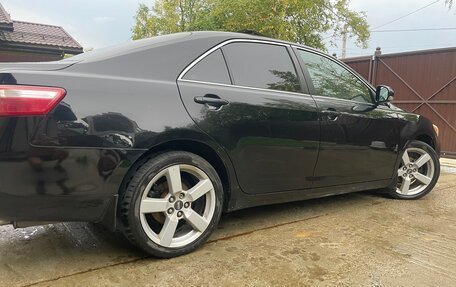 Toyota Camry, 2010 год, 1 200 000 рублей, 10 фотография