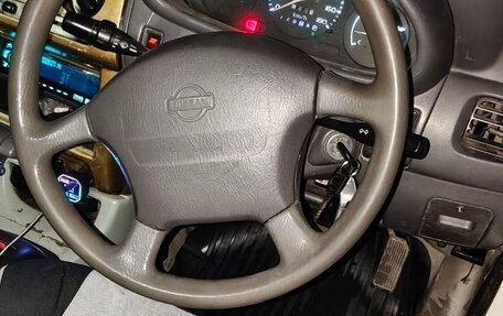 Nissan March II, 1999 год, 170 000 рублей, 3 фотография