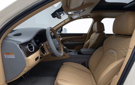 Bentley Bentayga I, 2025 год, 34 464 700 рублей, 10 фотография