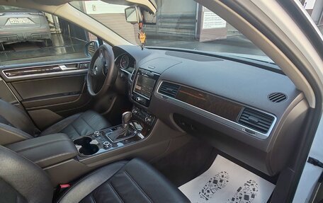 Volkswagen Touareg III, 2014 год, 2 370 000 рублей, 8 фотография