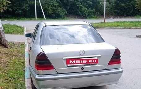Mercedes-Benz C-Класс, 1999 год, 350 000 рублей, 3 фотография