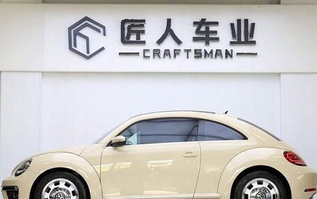Volkswagen Beetle, 2019 год, 2 377 000 рублей, 4 фотография