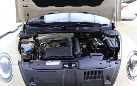 Volkswagen Beetle, 2019 год, 2 377 000 рублей, 21 фотография