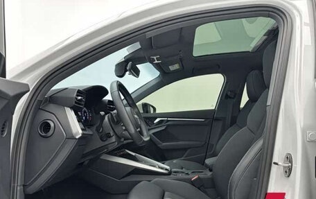 Audi A3, 2022 год, 2 200 000 рублей, 12 фотография