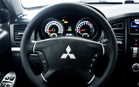 Mitsubishi Pajero IV, 2006 год, 1 380 000 рублей, 9 фотография