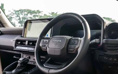 Toyota Land Cruiser Prado, 2026 год, 6 850 000 рублей, 9 фотография