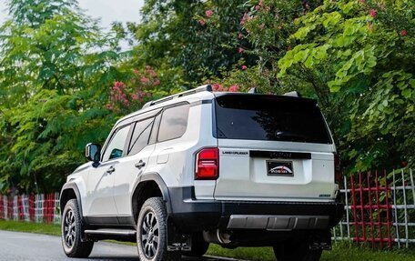 Toyota Land Cruiser Prado, 2026 год, 6 850 000 рублей, 5 фотография