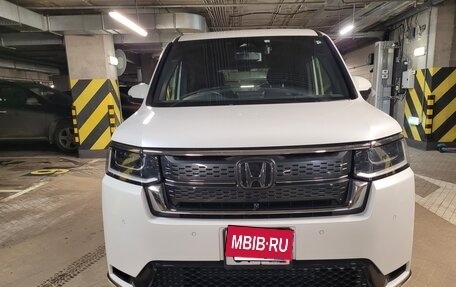 Honda Stepwgn IV, 2022 год, 2 700 000 рублей, 2 фотография