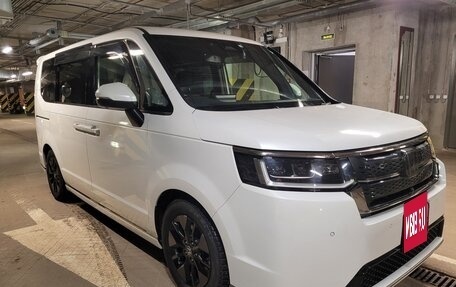 Honda Stepwgn IV, 2022 год, 2 700 000 рублей, 5 фотография