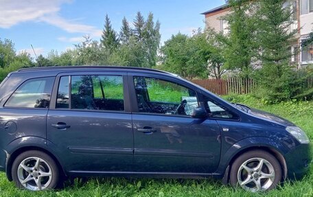 Opel Zafira B, 2008 год, 650 000 рублей, 2 фотография