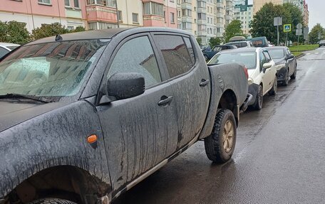 Mitsubishi L200 IV рестайлинг, 2011 год, 1 050 000 рублей, 6 фотография