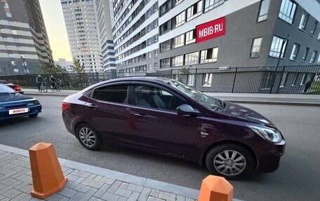Hyundai Solaris II рестайлинг, 2012 год, 650 000 рублей, 3 фотография