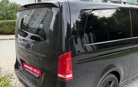 Mercedes-Benz V-Класс, 2019 год, 4 500 000 рублей, 5 фотография