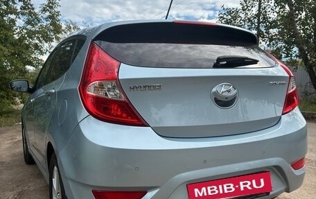 Hyundai Solaris II рестайлинг, 2012 год, 620 000 рублей, 3 фотография