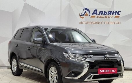 Mitsubishi Outlander III рестайлинг 3, 2018 год, 2 190 000 рублей, 1 фотография
