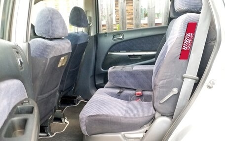 Honda Stream I рестайлинг, 2001 год, 350 000 рублей, 6 фотография
